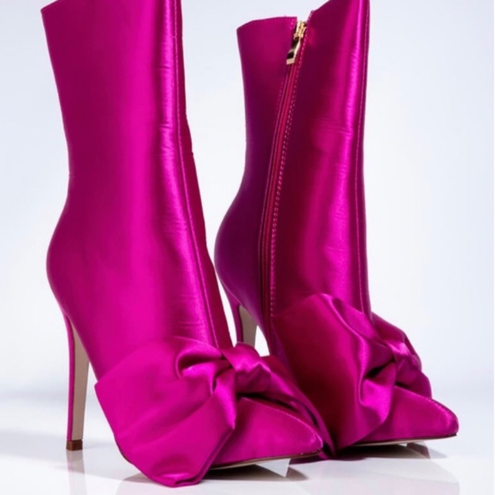 Pink bow stiletto booties